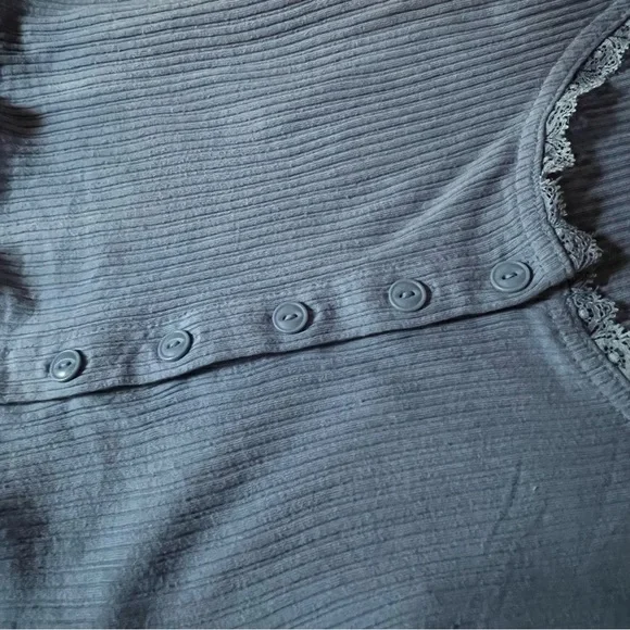 UO Brielle Button-Front Tank Top - Picture 4 of 10